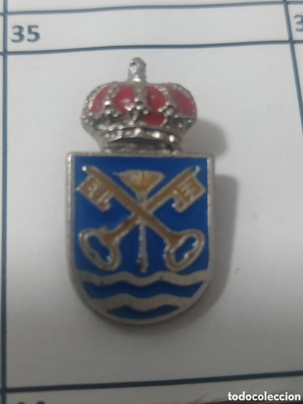 Sammelleidenschaft Sport: INSIGNIAS HER&Aacute;LDICOS STA MARTA DE TORMES. SALAMANCA