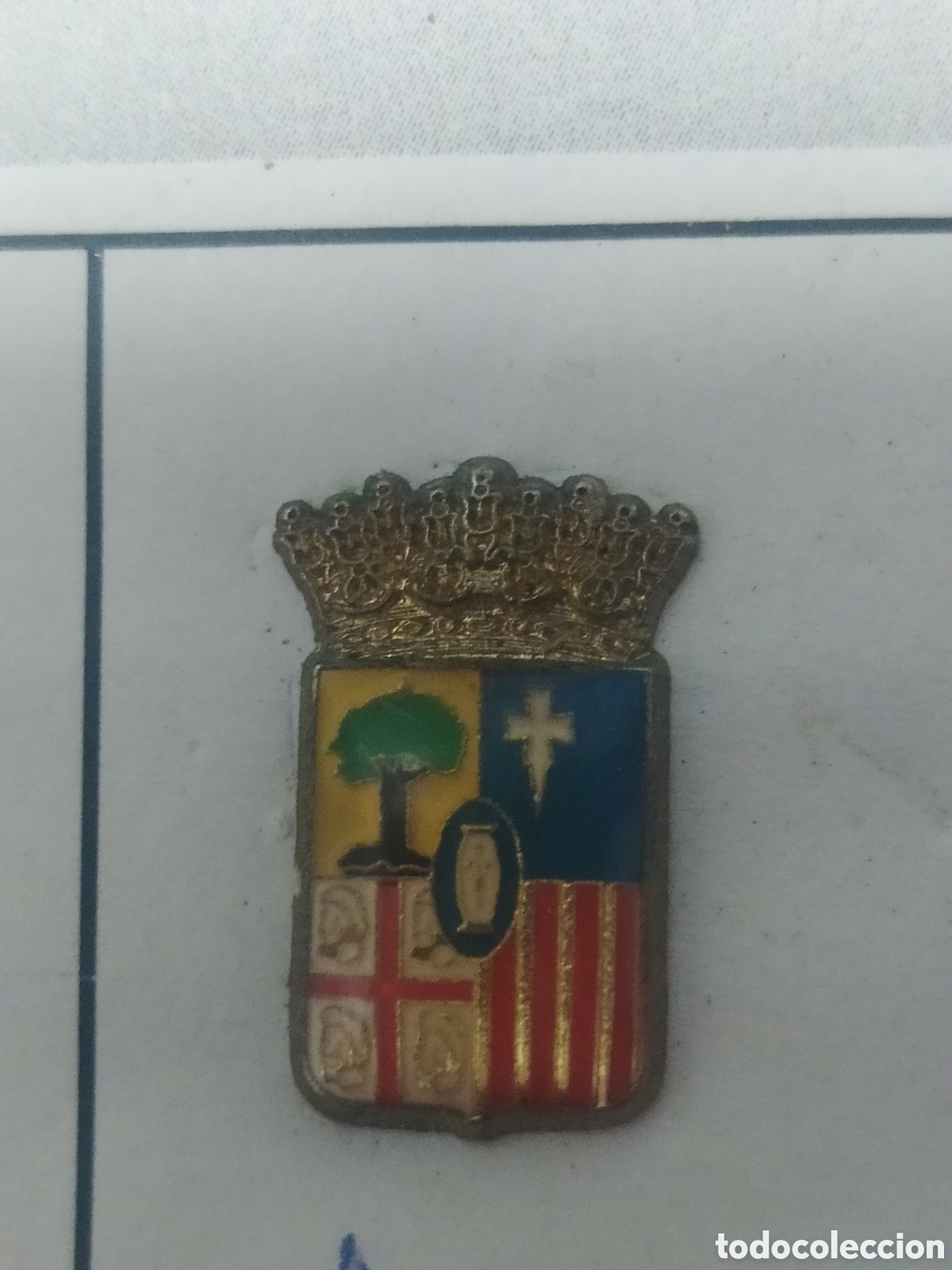 Sammelleidenschaft Sport: INSIGNIAS HER&Aacute;LDICOS ARAG&Oacute;N