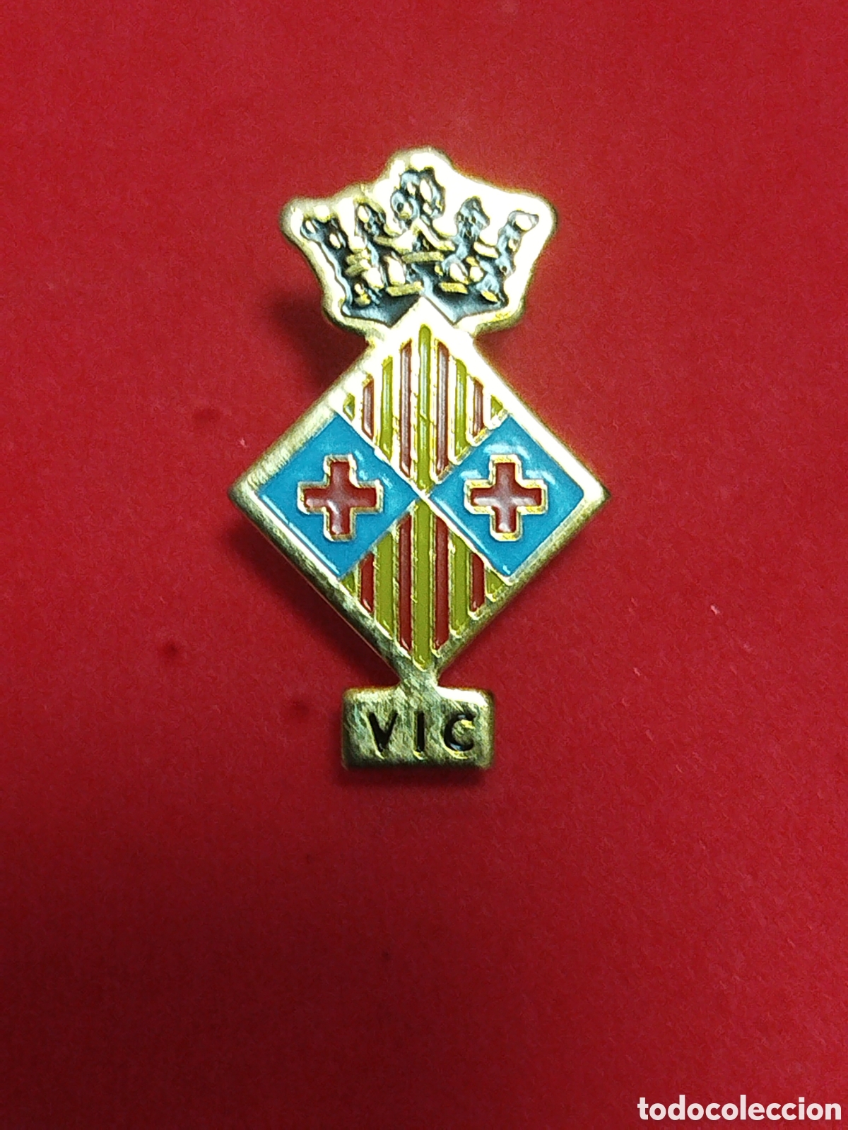 Sammelleidenschaft Sport: ESCUDO HERALDICO VIC .BARCELONA
