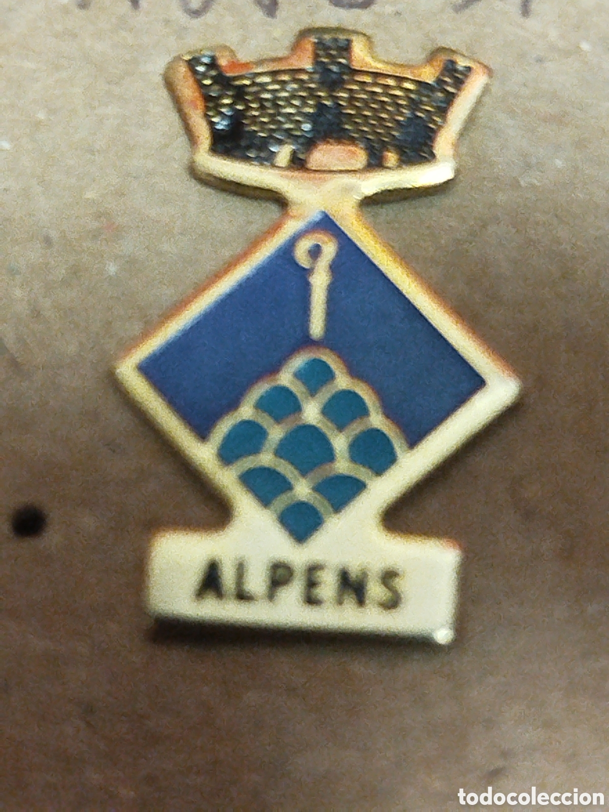Sammelleidenschaft Sport: INSIGNIA HERALDICO.ALPENS .BARCELONA