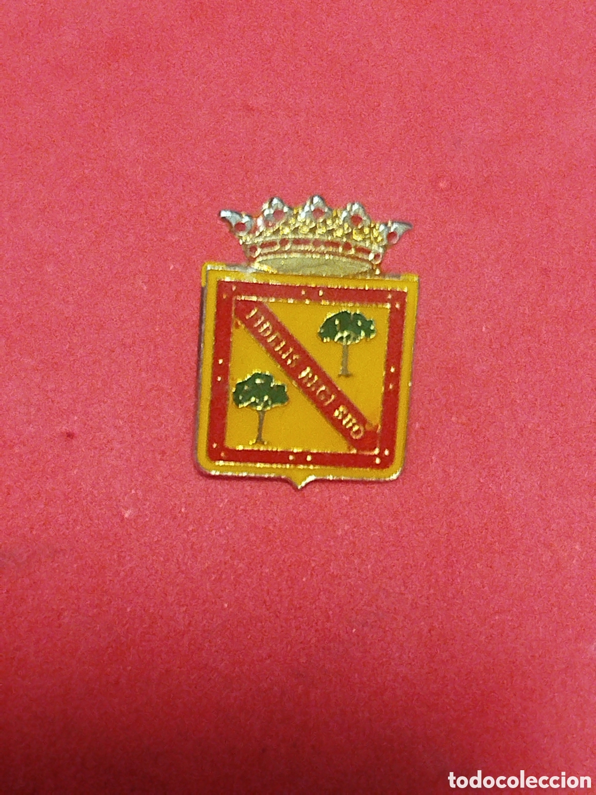 Sammelleidenschaft Sport: INSIGNIA HER&Aacute;LDICO.ISCAR.VALLADOLID .CASTILLA Y LEON
