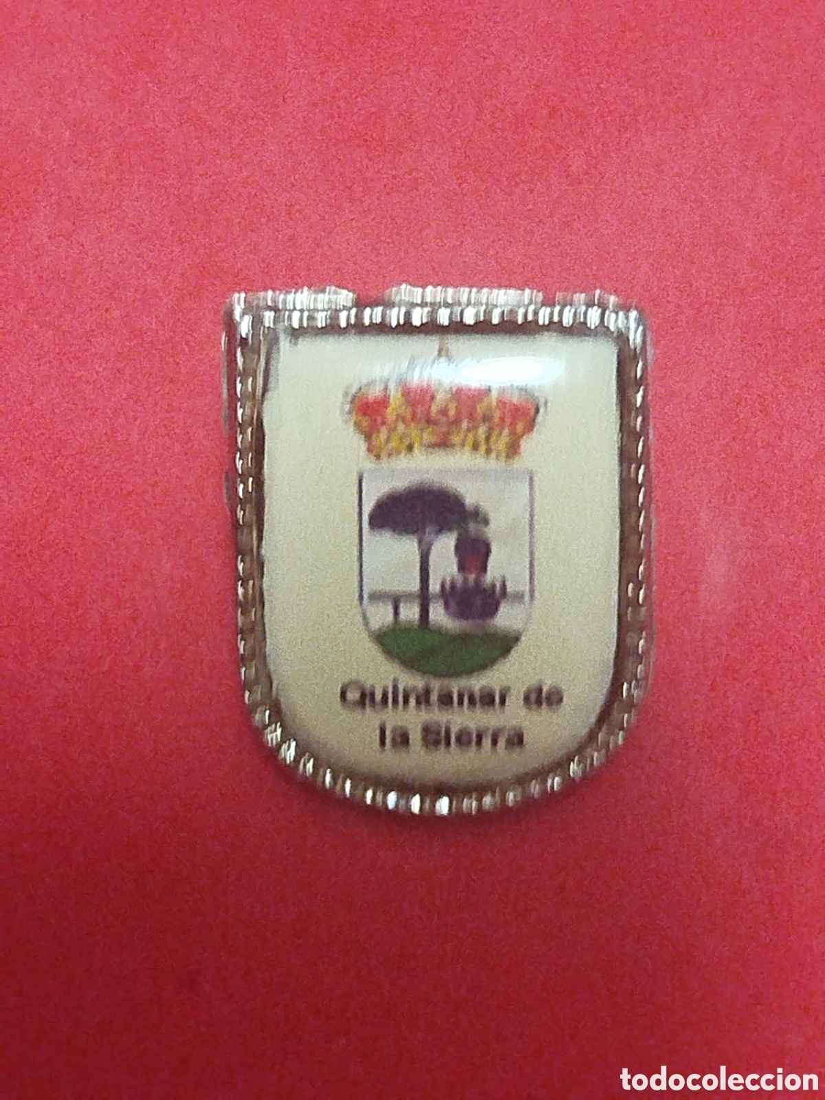 Sammelleidenschaft Sport: INSIGNIA HER&Aacute;LDICO.QUINTANAR DE LA SIERRA BURGOS
