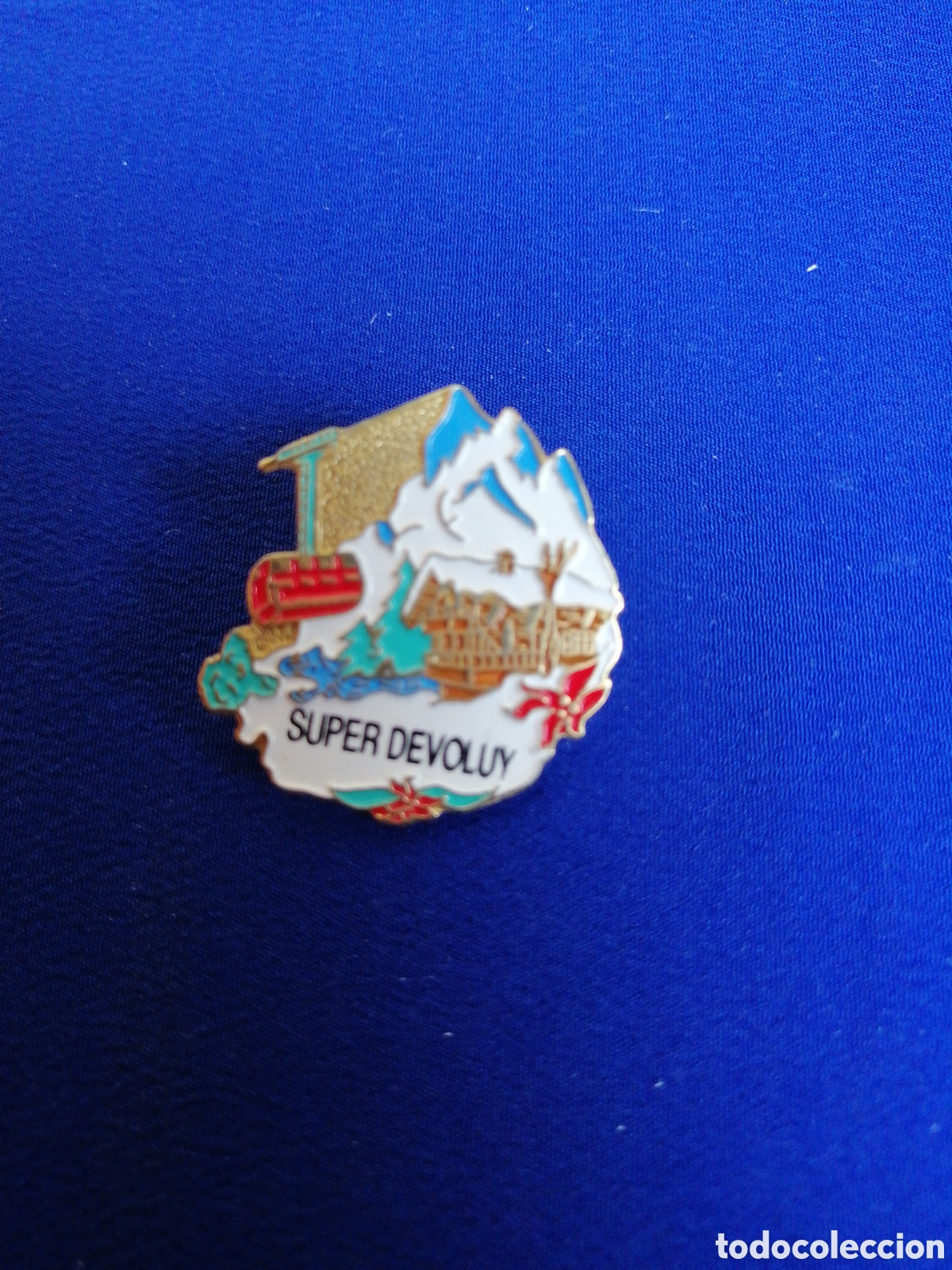 Coleccionismo deportivo: ESTACI&Oacute;N DE ESQU&Iacute; SUPER DEVOLUY PIN - Foto 1