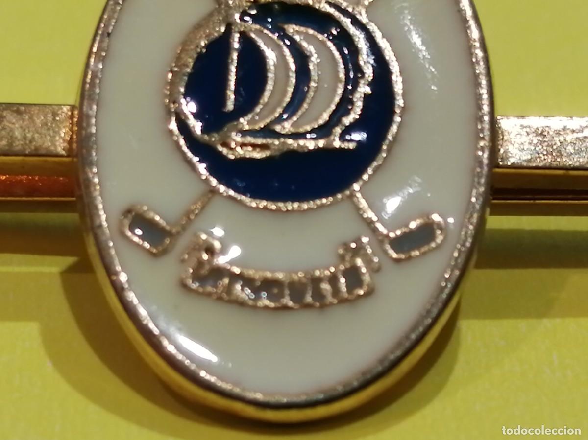 Sammelleidenschaft Sport: PISACORBATAS VINTAGE CLUB DE GOLF LA DUQUESA MALAGA ORIGINAL ESMALTADO Y FLASEADO EN ORO. &Uacute;NICO