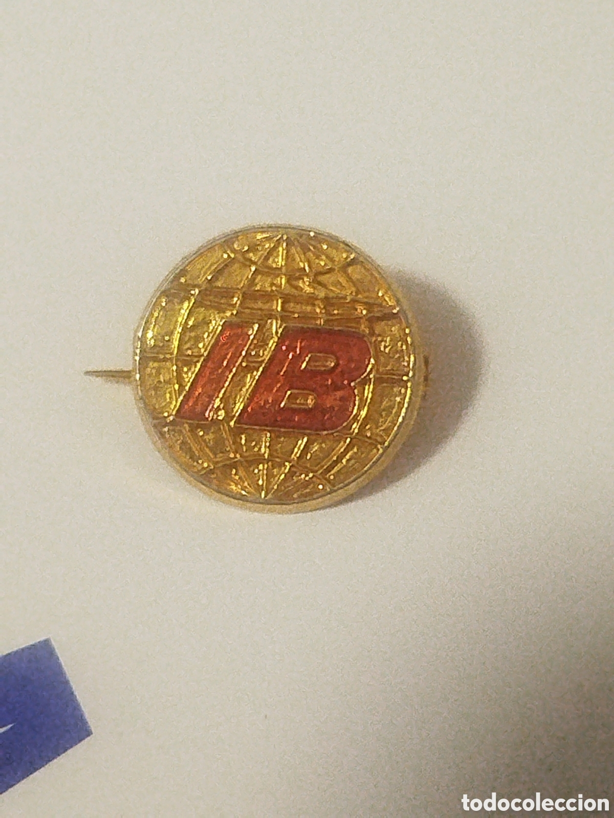 Coleccionismo deportivo: INSIGNIA DE AEROL&Iacute;NEAS.IBERIA - Foto 1