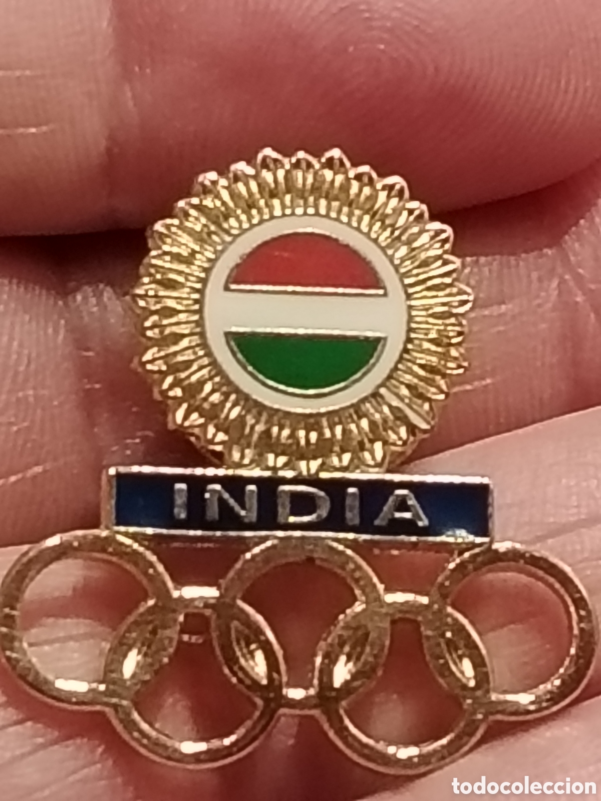 Coleccionismo deportivo: Pin comite Ol&iacute;mpico de la India - Foto 1