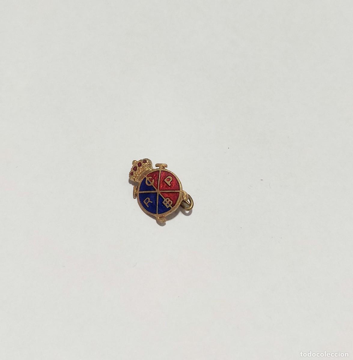 Coleccionismo deportivo: Antigua insignia esmaltada Real Club de Polo Barcelona