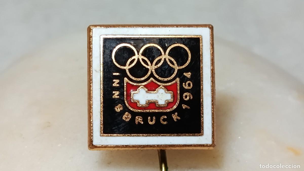 Coleccionismo deportivo: ANTIGUO PIN INSIGNIA DE ALFILER JUEGOS OLIMPICOS DE INVIERNO INNSBRUCK 1964 SKY ESQUI