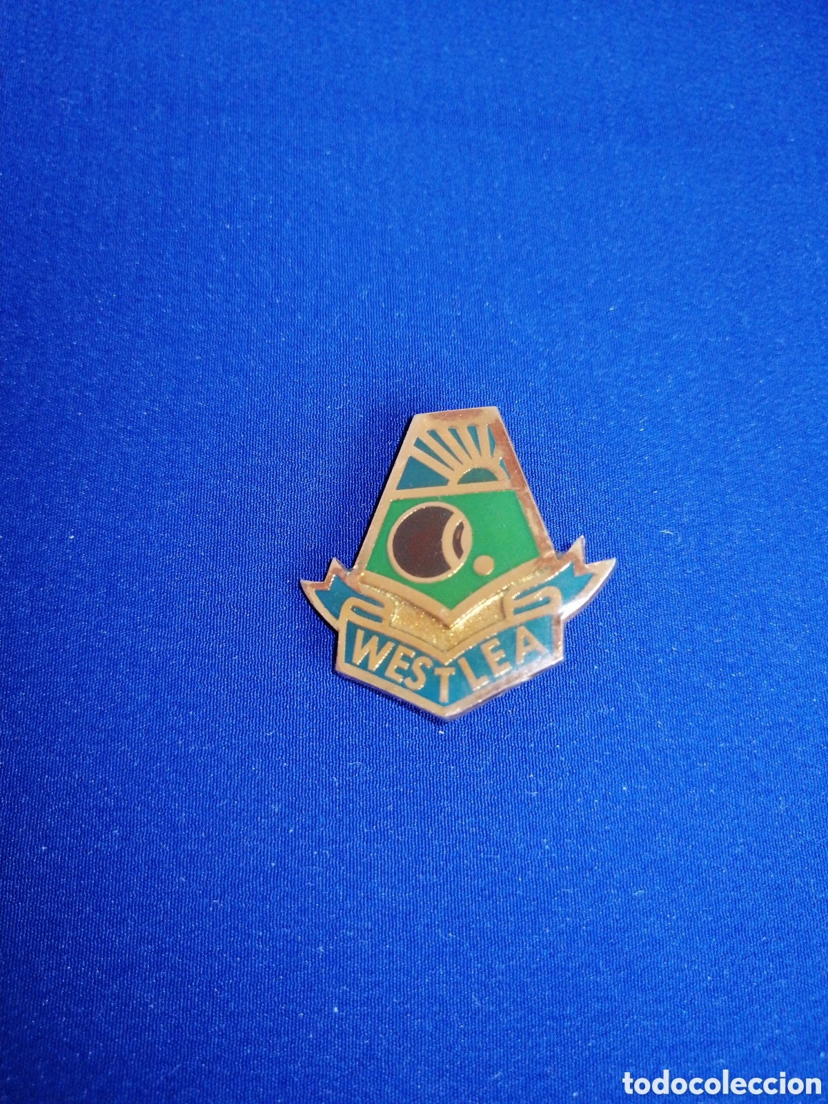 Sports collectibles: BOLOS WESTLEA INSIGNIA DE ALFILER