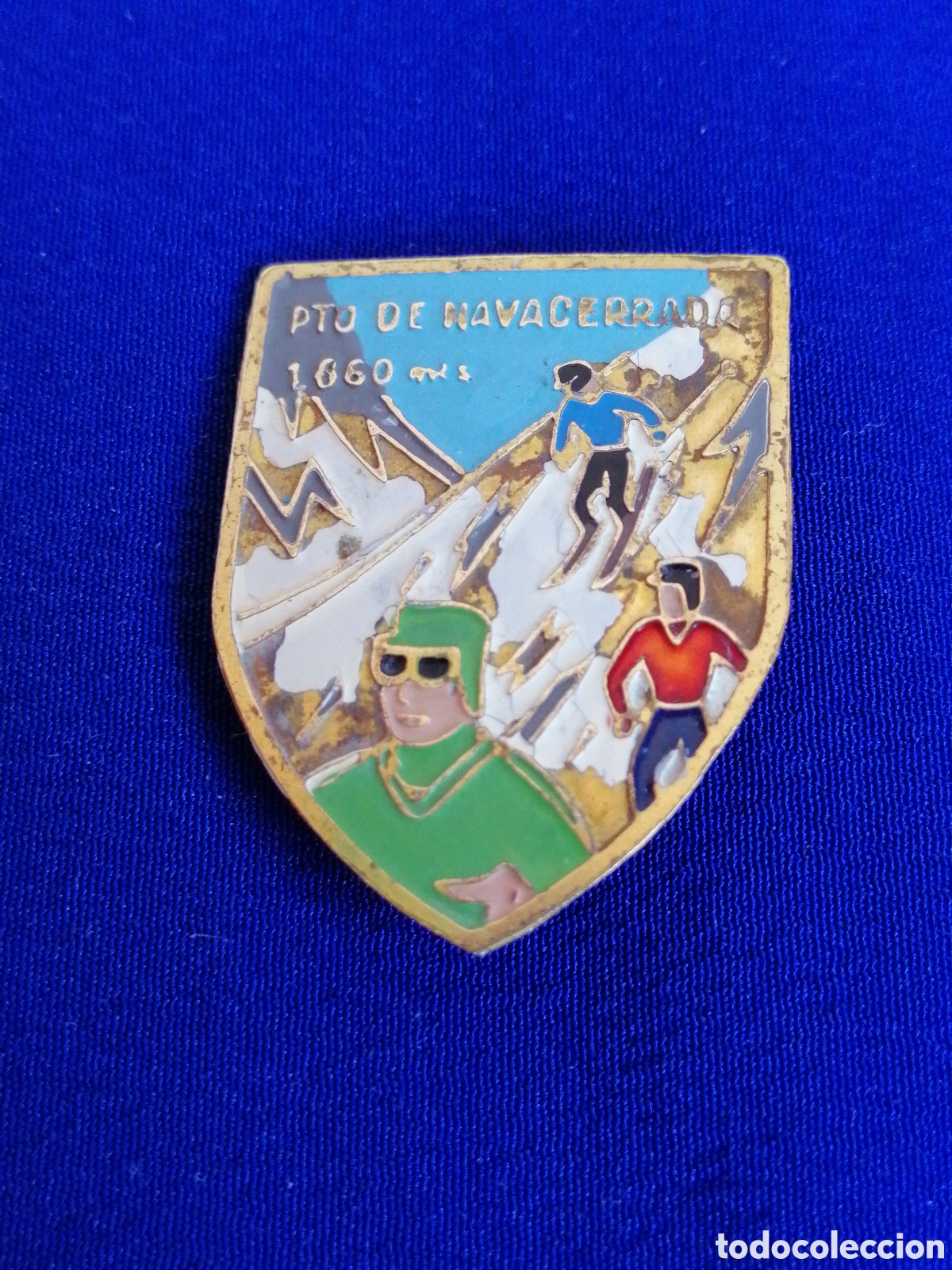 Sports collectibles: PUERTO DE NAVACERRADA ESQU&Iacute; INSIGNIA DE ALFILER ANTIGUA
