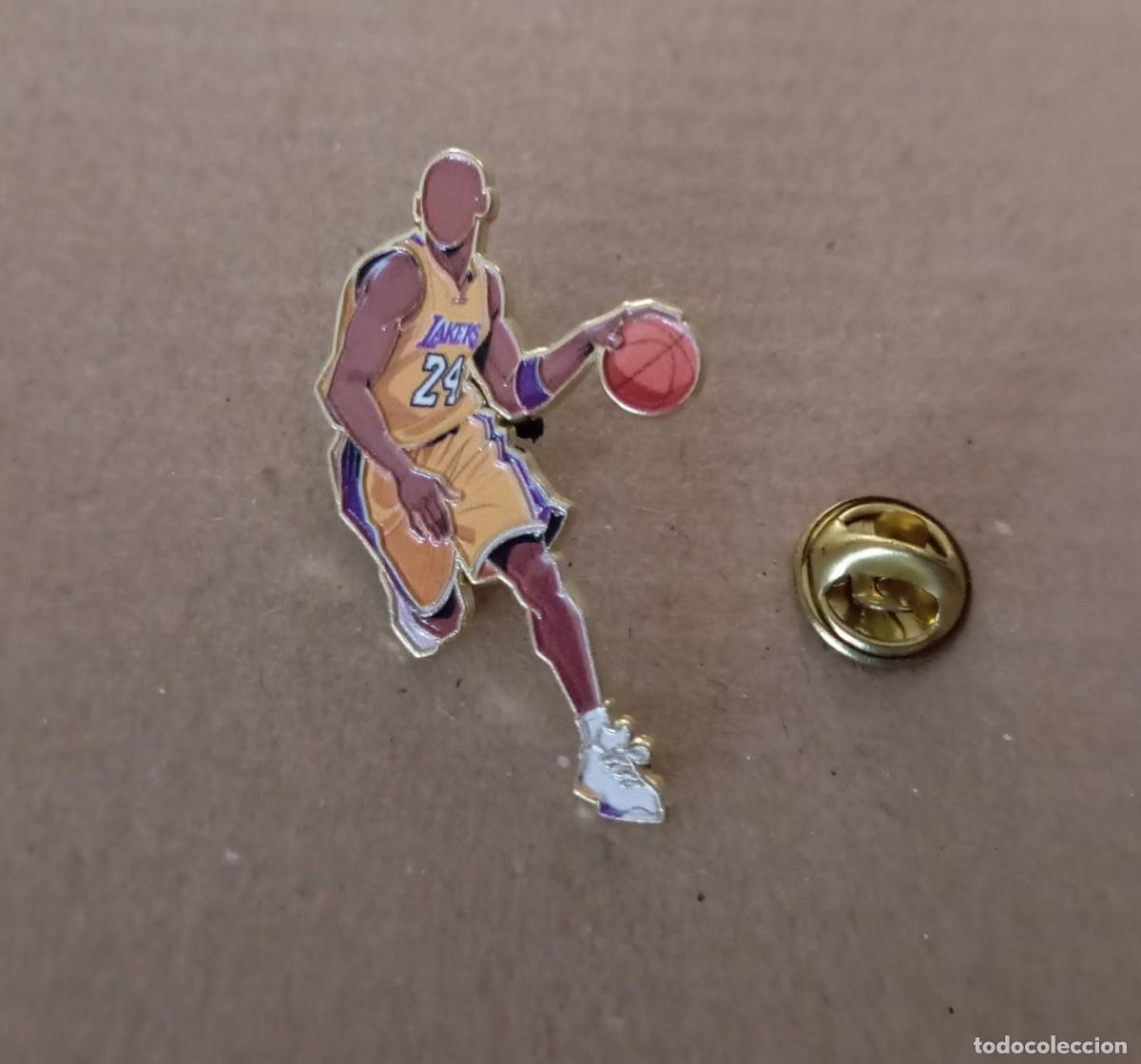 Coleccionismo deportivo: -PIN DE BALONCESTO BASKET NBA DE KOBE BRYANT LOS ANGELES LAKERS