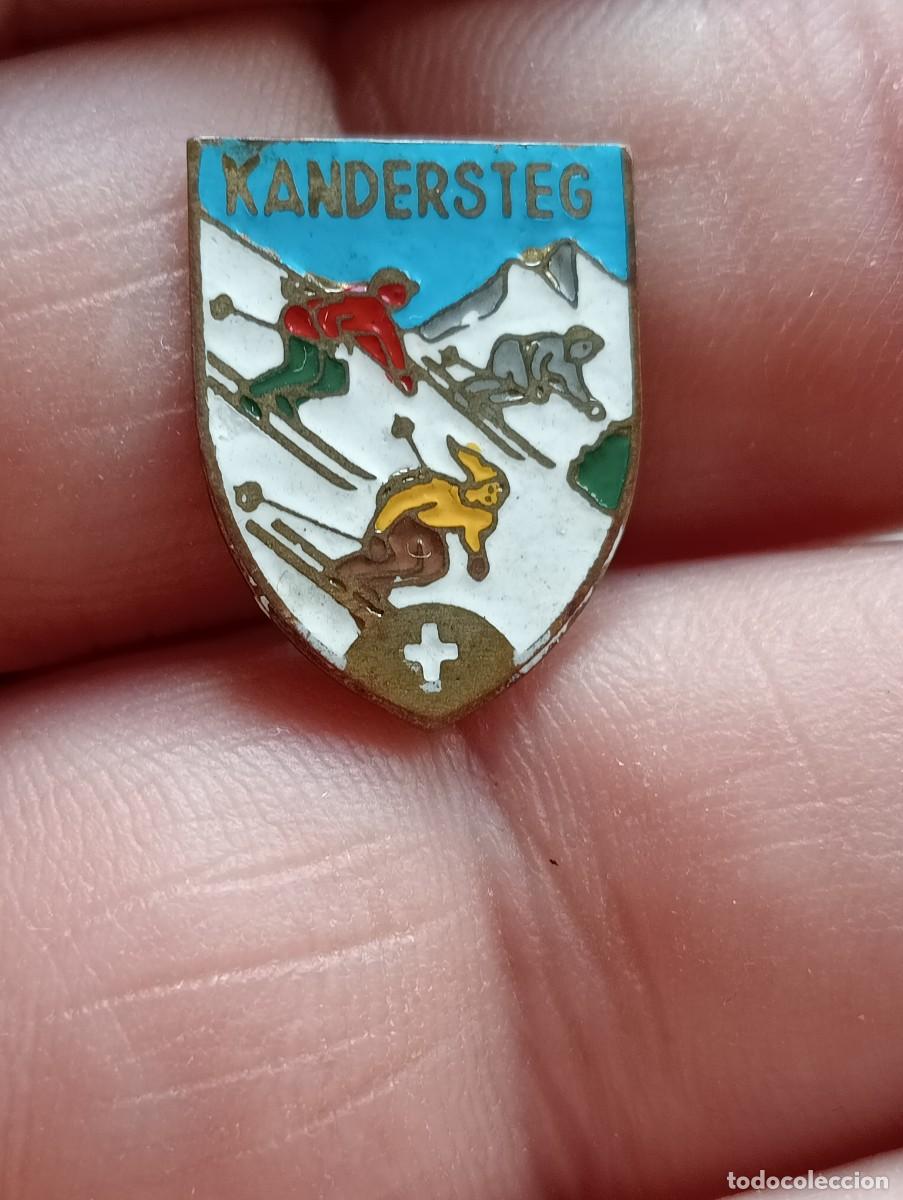 Coleccionismo deportivo: INSIGNIA MONTA&Ntilde;A ESQUI ALPINISMO MONTA&Ntilde;ISMO KANDERSTEG PINS ALFILER SKY