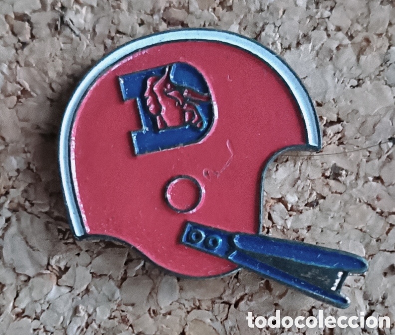 Coleccionismo deportivo: PIN CASCO DENVER BRONCOS NFL
