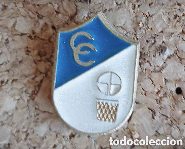 Coleccionismo deportivo: PIN BASQUET ESCUDO CIRCOL CAT&Oacute;LIC - BADALONA