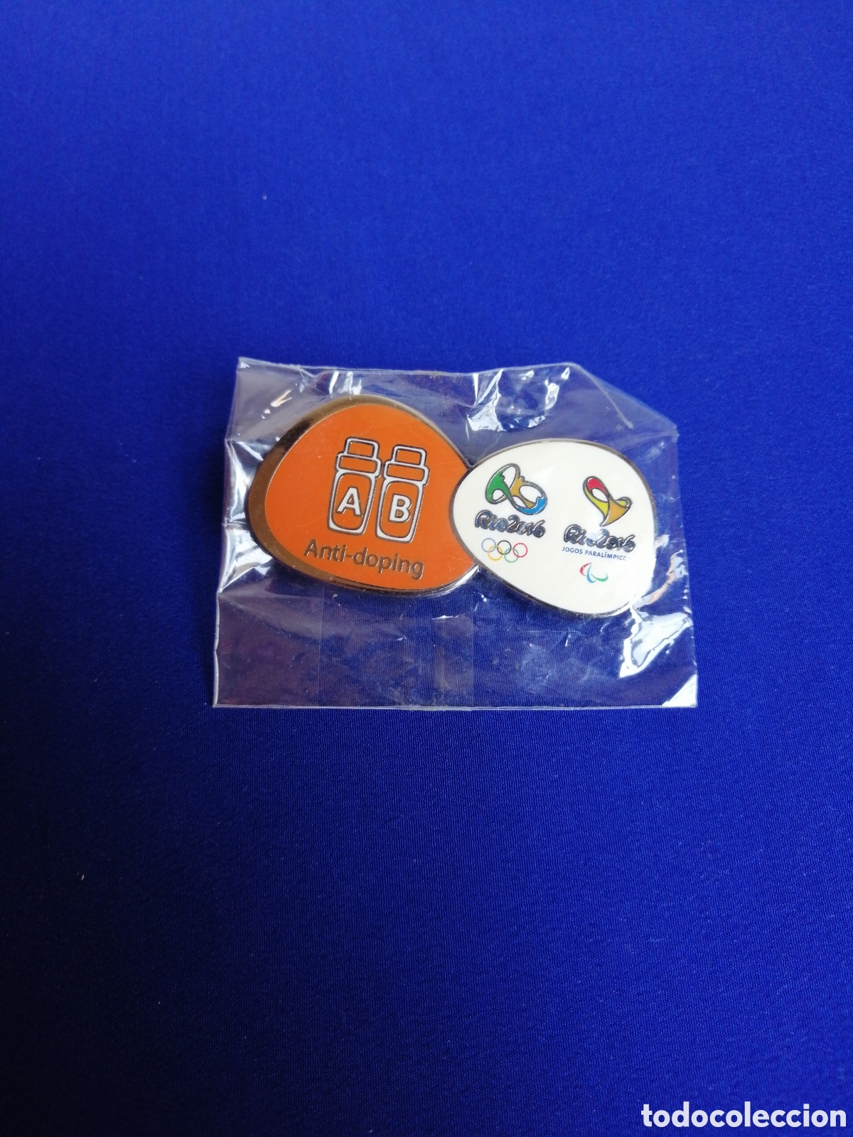 Coleccionismo deportivo: JUEGOS PARAOL&Iacute;MPICOS R&Iacute;O 2016 ANTI-DOPING PIN EN SU ENVASE ORIGINAL