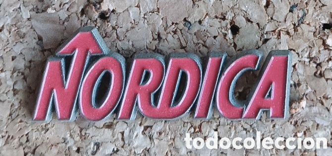 Coleccionismo deportivo: PIN MARCA ROPA DE MONTA&Ntilde;A Y ESQU&Iacute; NORDICA