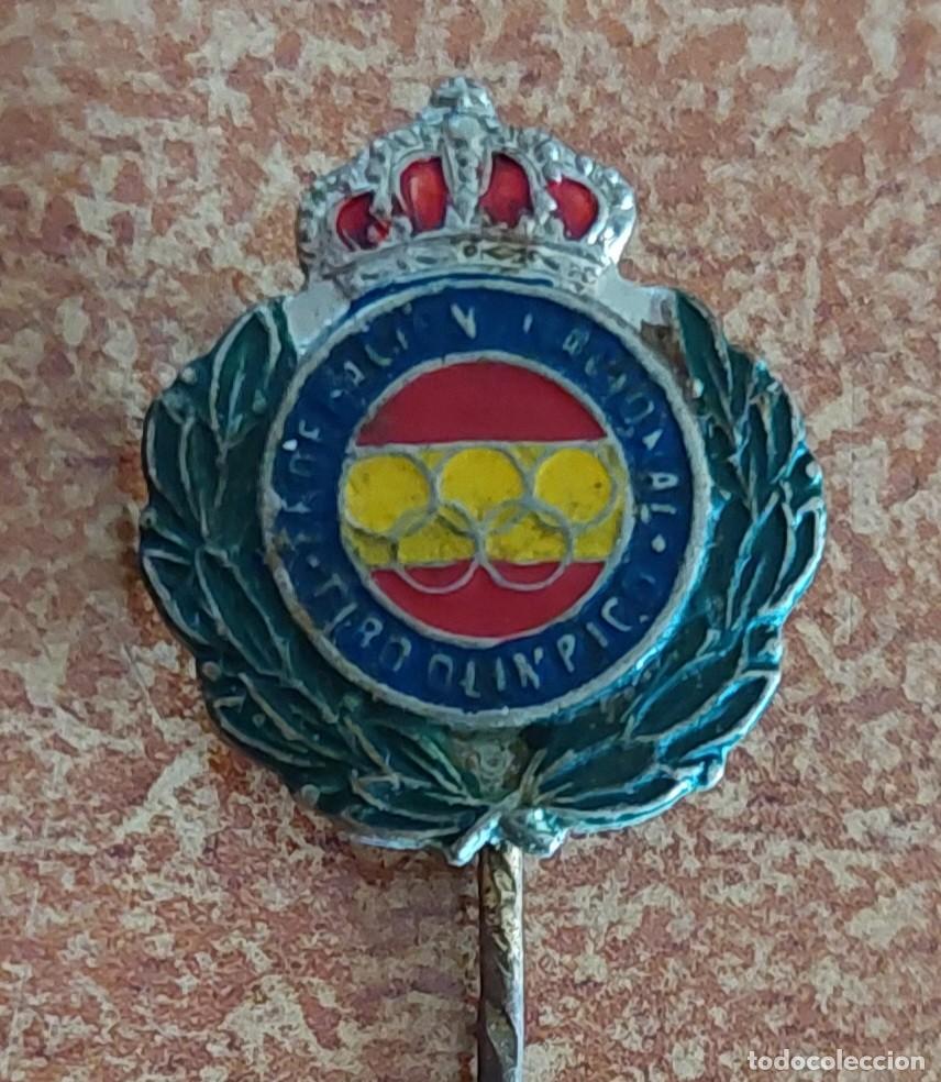 Coleccionismo deportivo: Insignia aguja Federaci&oacute;n Nacional Tiro olimpico