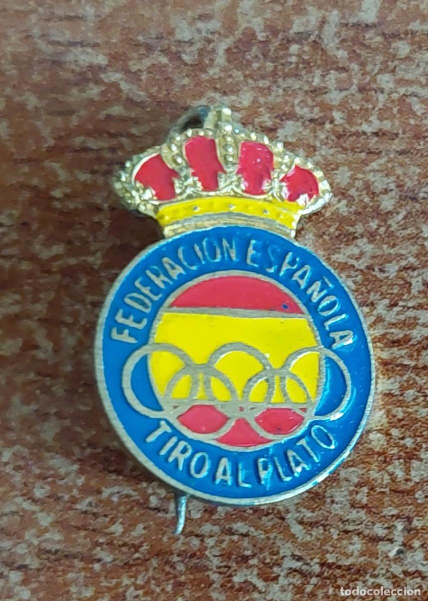 Coleccionismo deportivo: Insignia aguja Federaci&oacute;n Espa&ntilde;ola Tiro al plato