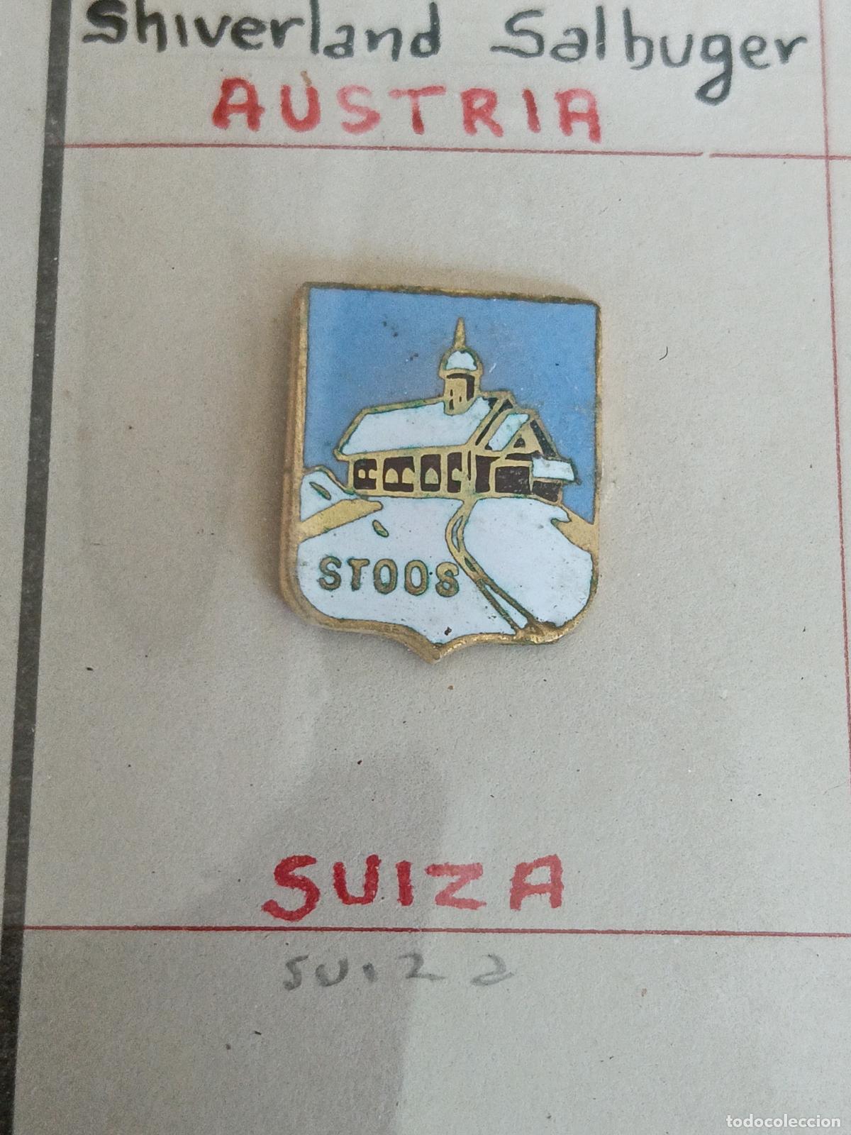 Coleccionismo deportivo: Raro Antiguo pin puerto monta&ntilde;a estaci&oacute;n esqu&iacute; stoos suiza insignia esmaltada antigua a&ntilde;os 1940/1950
