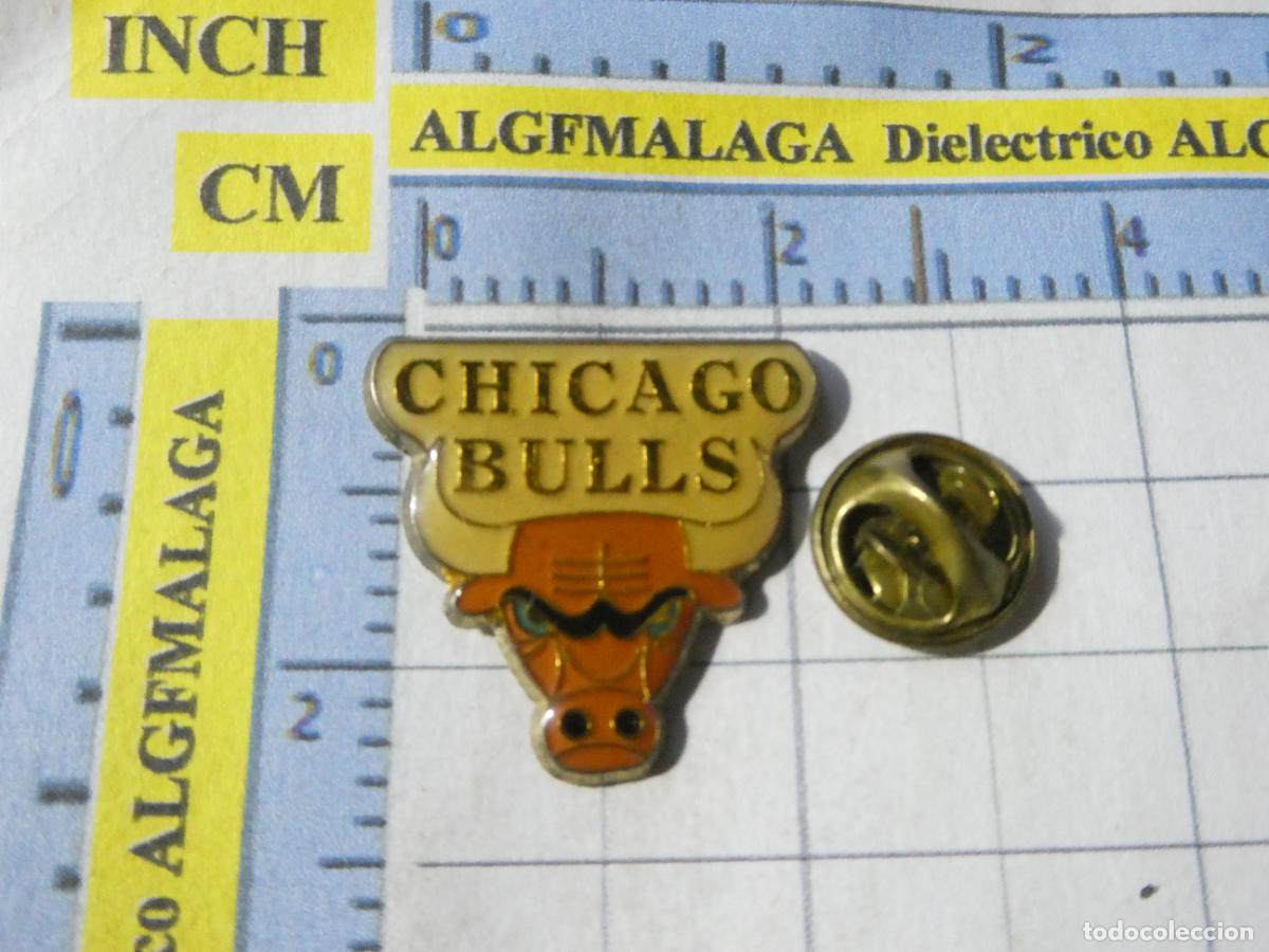 Coleccionismo deportivo: PIN DE DEPORTES. BALONCESTO ESCUDO DE LOS CHICAGO BULLS NBA USA EEUU