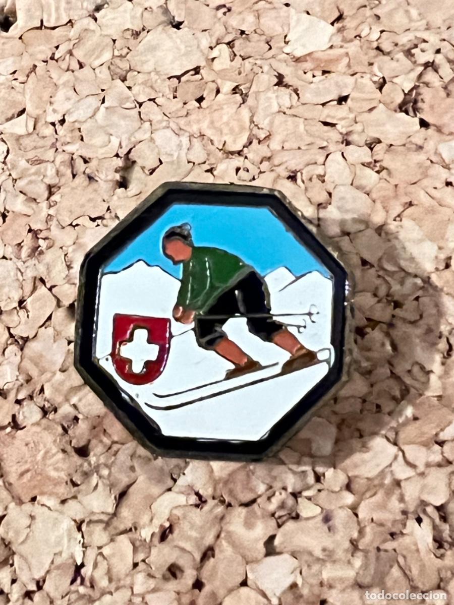 Coleccionismo deportivo: Insignia aguja deporte esqu&iacute; monta&ntilde;ero excursionista alpinista escalada SUIZA