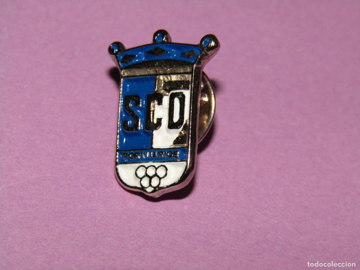 Coleccionismo deportivo: Antigua Insignia de Ojal o Solapa del S.C.D. PORTUARIOS