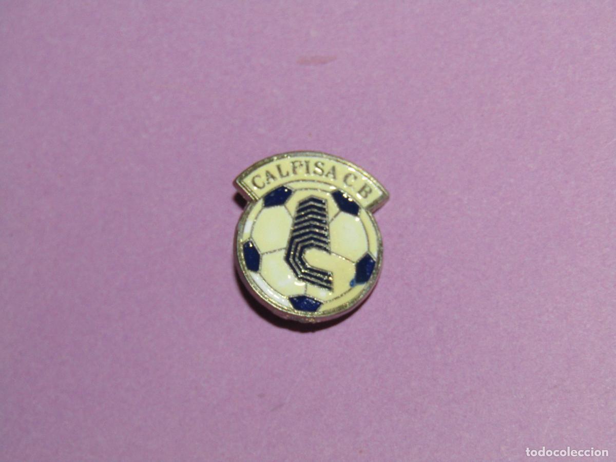 Coleccionismo deportivo: Antigua Insignia de Imperdible del Equipo del Club de Balonmano CALPISA de Alicante - A&ntilde;os 1970s.