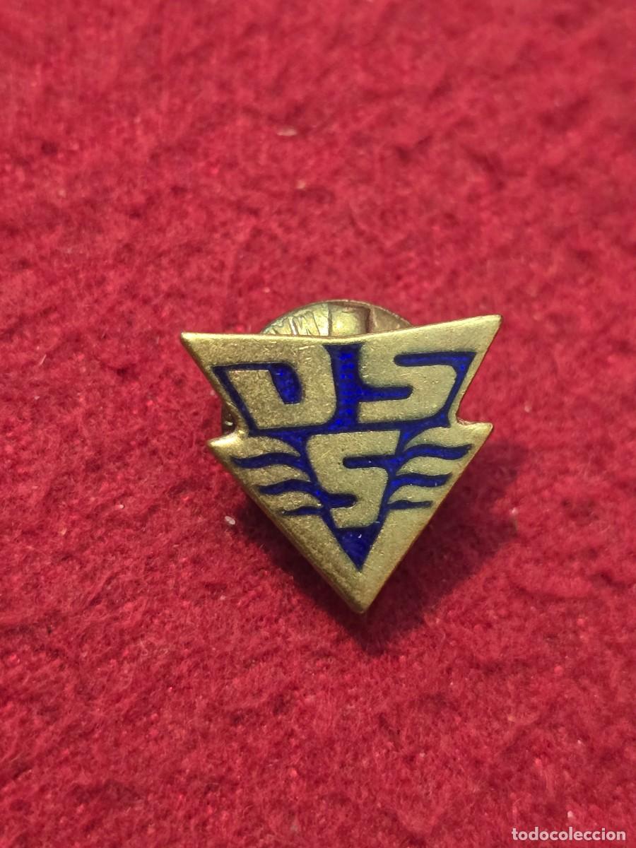 Coleccionismo deportivo: PIN DEPORTIVO PARA IDENTIFICAR