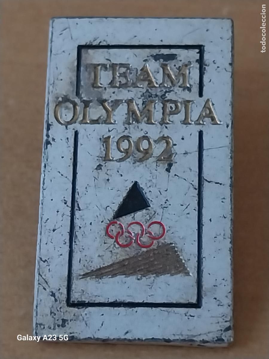 Coleccionismo deportivo: TEAM OLIMPIA 1992 PIN PINCHO 2.77CMS ALTO MUY USADO