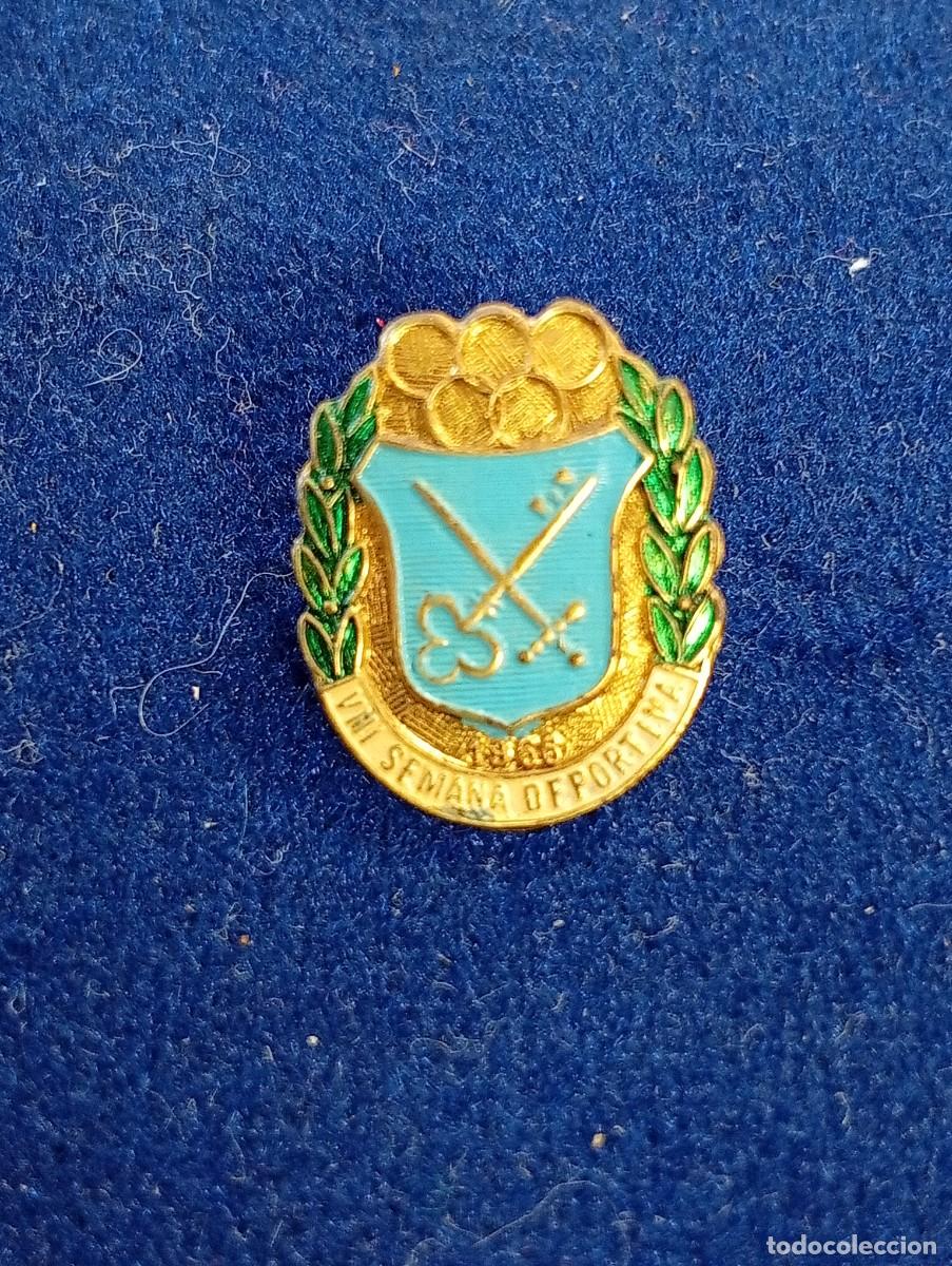 Coleccionismo deportivo: PIN BROCHE SEMANA DEPORTIVA A&Ntilde;O 1966 EL PRAT DE LLOBREGAT,LA SEDA,ATLETISMO BARCELONA.