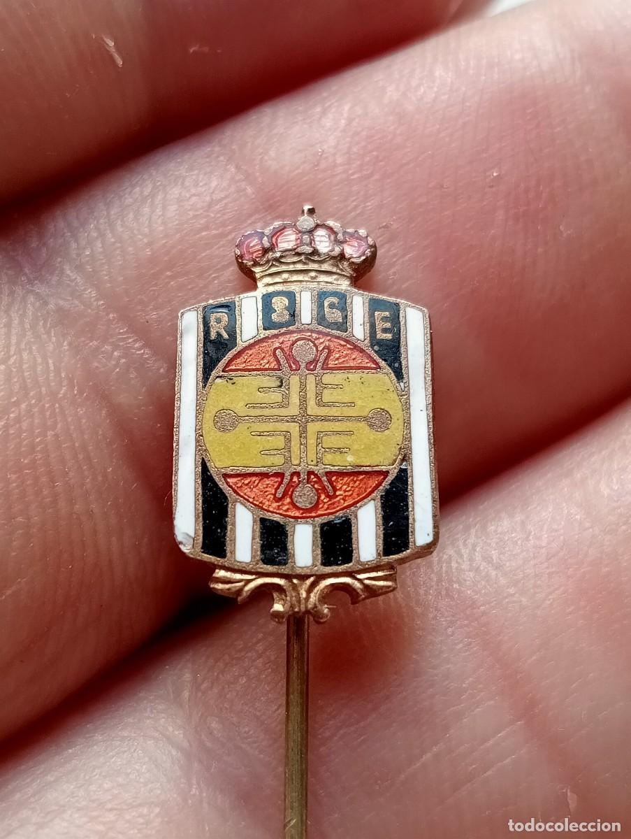 Coleccionismo deportivo: INSIGNIA ESMALTADA REAL SOCIEDAD GIMNASTICA ESPA&Ntilde;OLA PINS ALFILER GIMNASIA