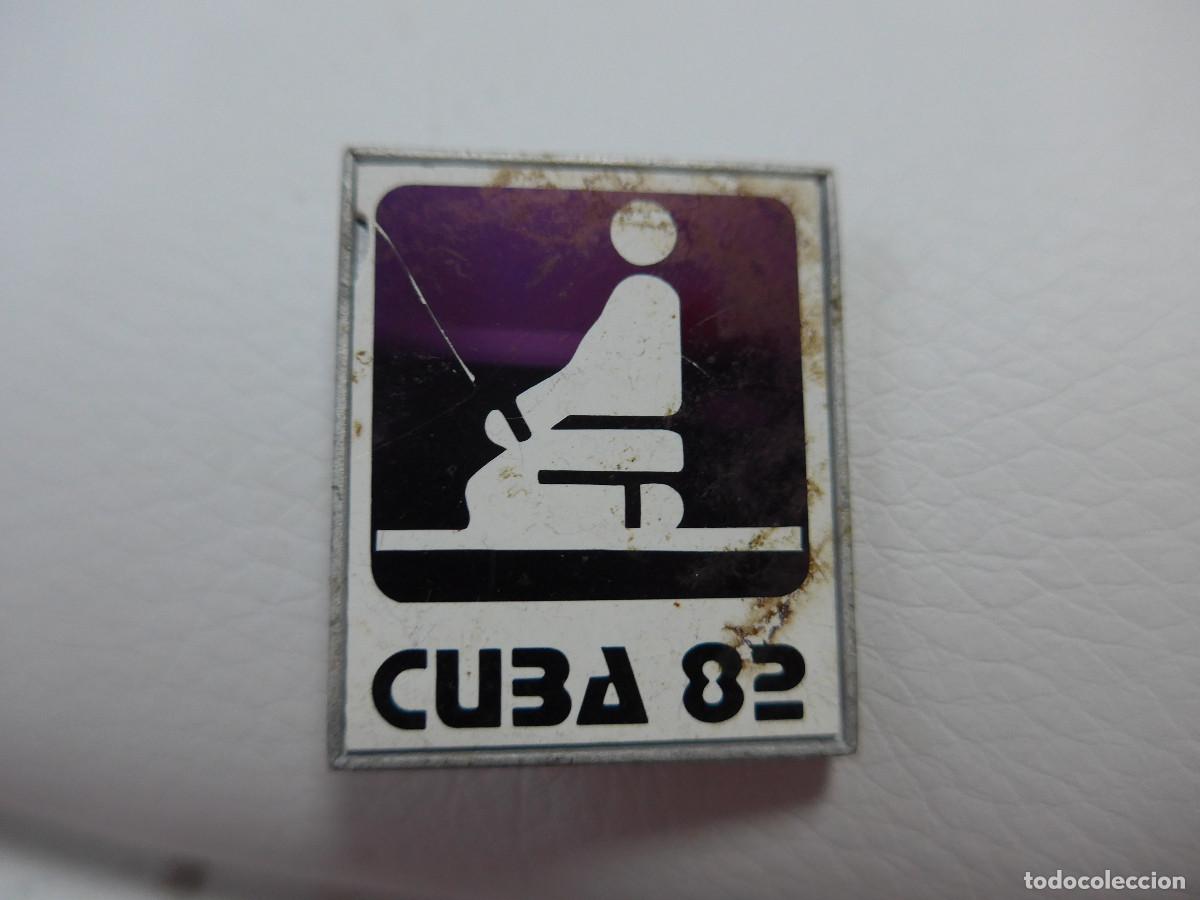 Coleccionismo deportivo: PIN CUBA 82 JUDO MUY RARO