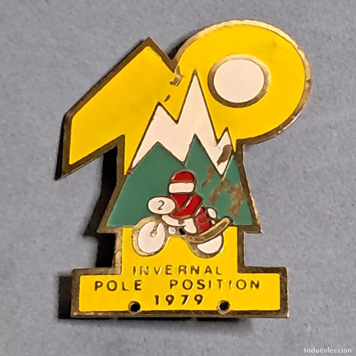 Sports collectibles: Antigua insignia de alfiler del primer encuentro invernal de MOTO CLUB POLE POSITION, a&ntilde;o 1979