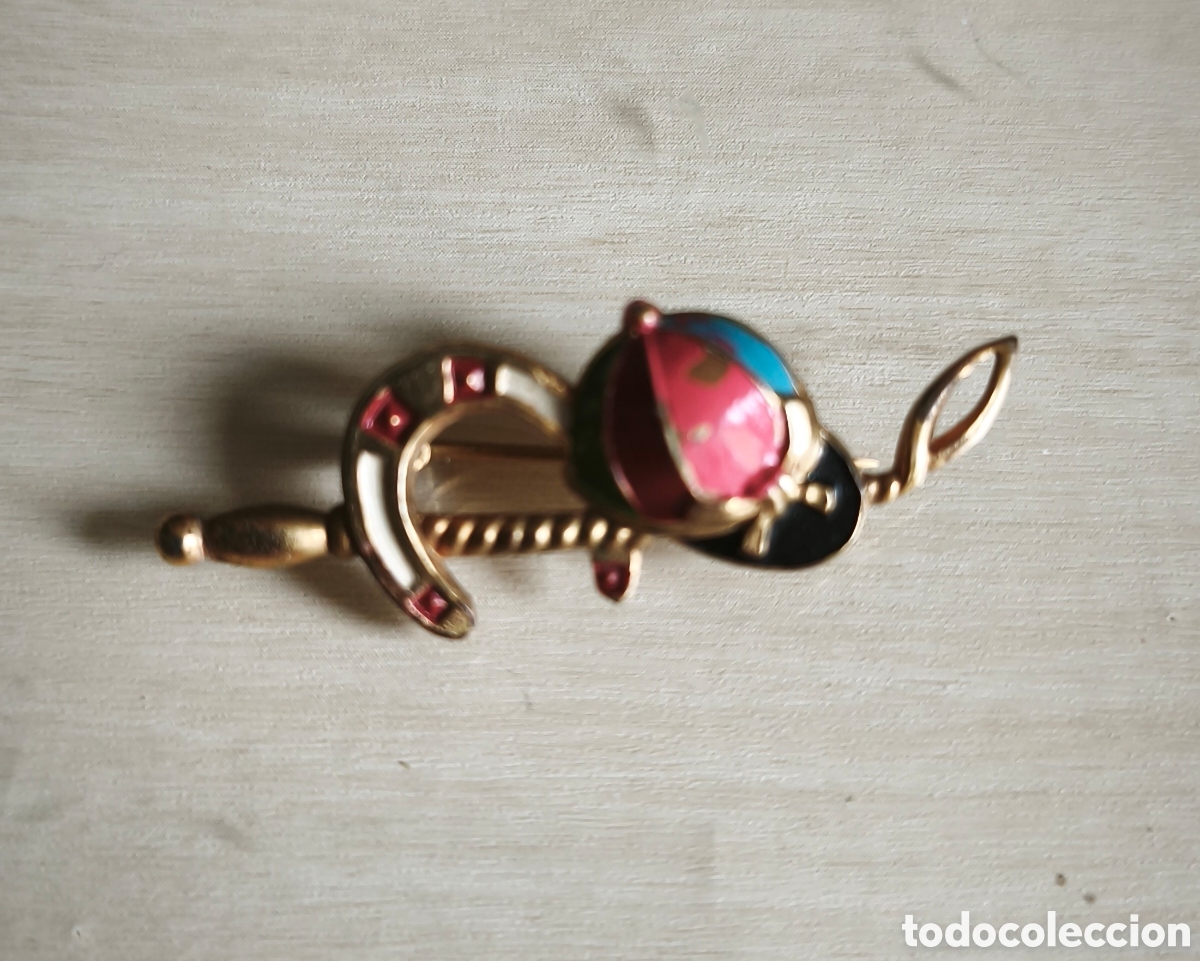 Coleccionismo deportivo: Broche de hipica. 4 cms.