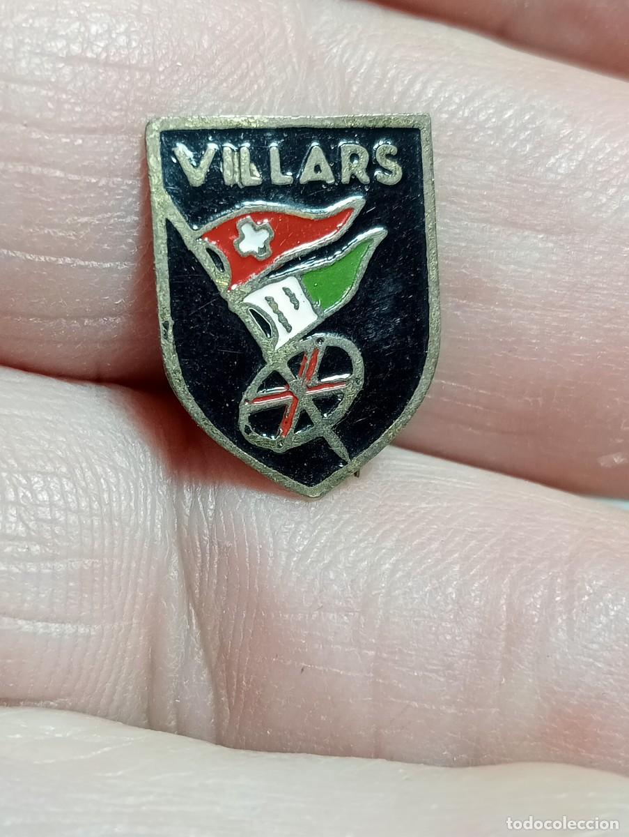 Coleccionismo deportivo: INSIGNIA VILLARS MONTA&Ntilde;A ESQUI ALPINISMO MONTA&Ntilde;ISMO PINS SKY