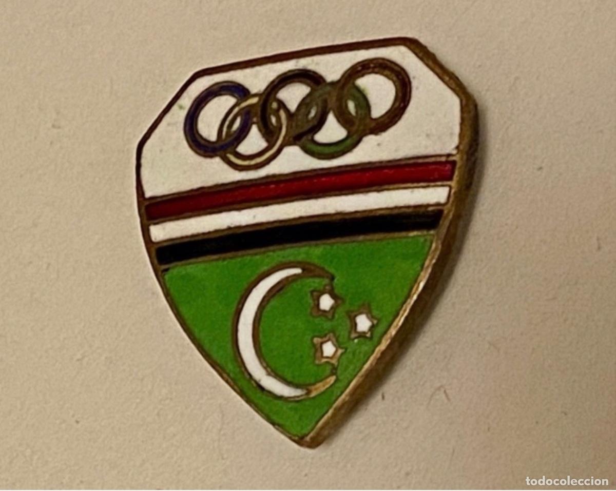 Coleccionismo deportivo: INSIGNIA SOLAPA ESMALTADA COMITE OLIMPICO EGIPTO A&Ntilde;OS 50