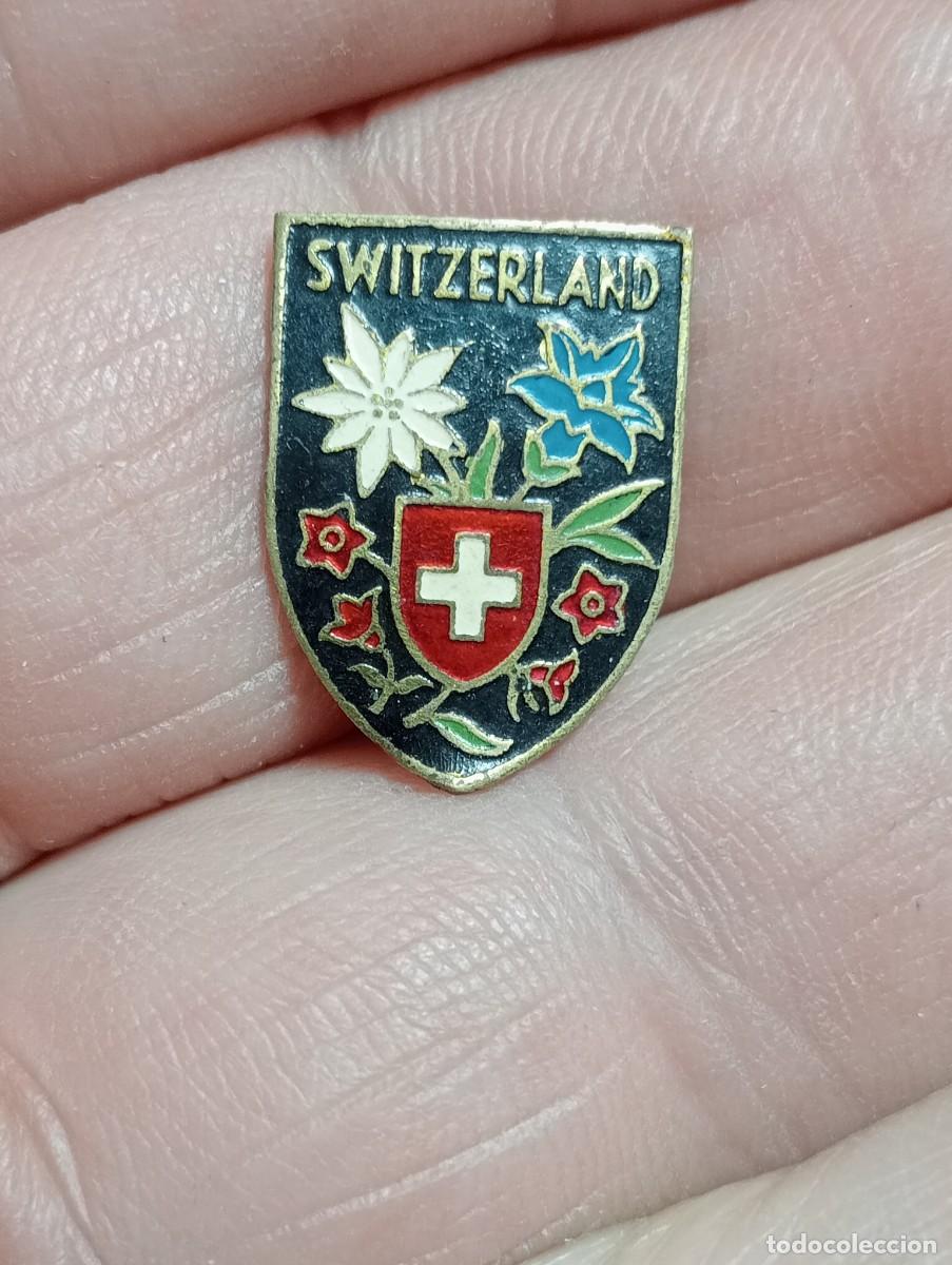 Coleccionismo deportivo: INSIGNIA MONTA&Ntilde;A SWIZERLANT SUIZA EDELWEISS ESQUI ALPINISMO MONTA&Ntilde;ISMO PINS