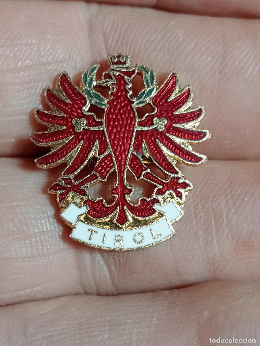 Coleccionismo deportivo: INSIGNIA MONTA&Ntilde;A ESMALTADA TIROL AGUILA ESCUDO HER&Aacute;LDICO ESQUI ALPINISMO MONTA&Ntilde;ISMO PINS