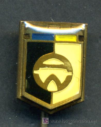 Collezionismo sportivo: PIN FUTBOL , A W , escudo del ADMIRA WACKER de Austria ,PIN262