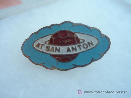 Collezionismo sportivo: ANTIGUA INGSINIA DE FUTBOL DEL AT. SAN ANTON ES DE LOS A&Ntilde;OS 60