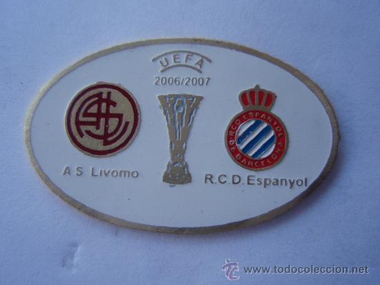 Coleccionismo deportivo: Pin's de la UEF del a&ntilde;o 2.006 entre el Espa&ntilde;ol y el A.S.Livorno