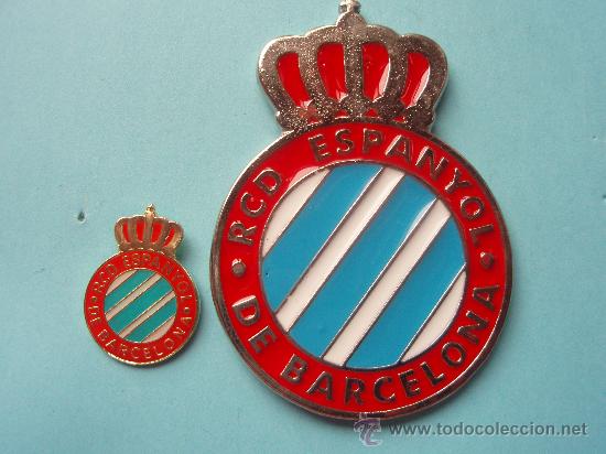 Colecionismo desportivo: Pin's del escudo del R.C.D.Espa&ntilde;ol grande mide 7 centimetros