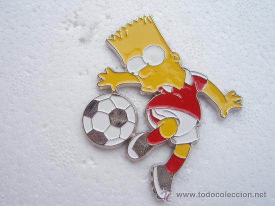 Coleccionismo deportivo: Pin's de los Simpsons del Bilbao grande mide 7 centimetros