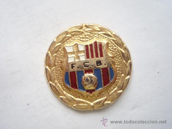 Coleccionismo deportivo: Escudo del F.C.Barcelona - Foto 1