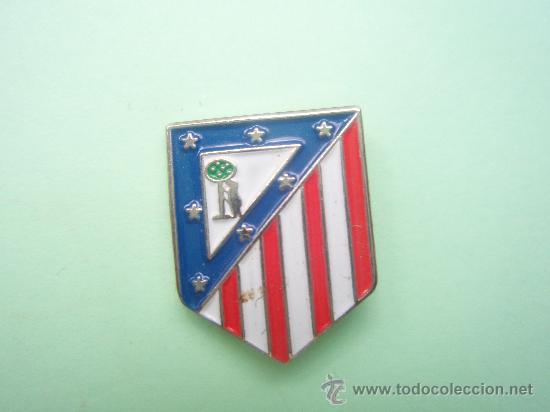 Sammelleidenschaft Sport: Pin's de Futbol