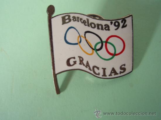 Collectionnisme sportif: Pin's  Bandera de las Olimpiadas de Barcelona 1.992