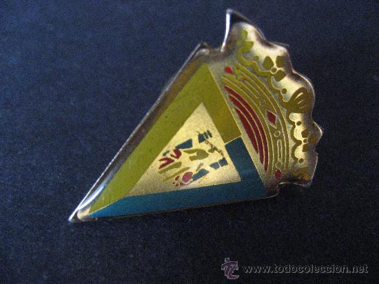 Sammelleidenschaft Sport: PIN DE OJAL. ESCUDO DEL &iquest;CADIZ C.F.?
