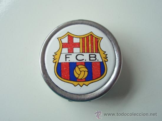 Colecionismo desportivo: Rara Cajita cenicero del F.C.Barcelona