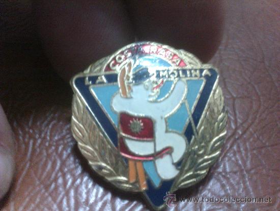 Coleccionismo deportivo: Pin tip Insignia de aguja antigua DEportes de invierno ESQUI SKI 2,7 cm COSTA RASA LA MOLINA