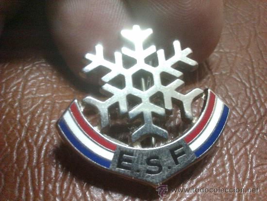 Coleccionismo deportivo: Pin tip Insignia de aguja  DEportes de invierno ESQUI SKI 2,7 cm E S F Francesa FRANCIA